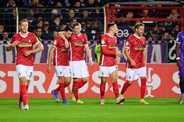 库里文班亚马缺阵克雷空砍27分 勇士不敌马刺