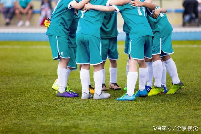 张镇麟37分辽宁胜上海 沈梓捷22分深圳胜天津